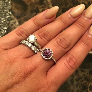 Diamond white gold ring